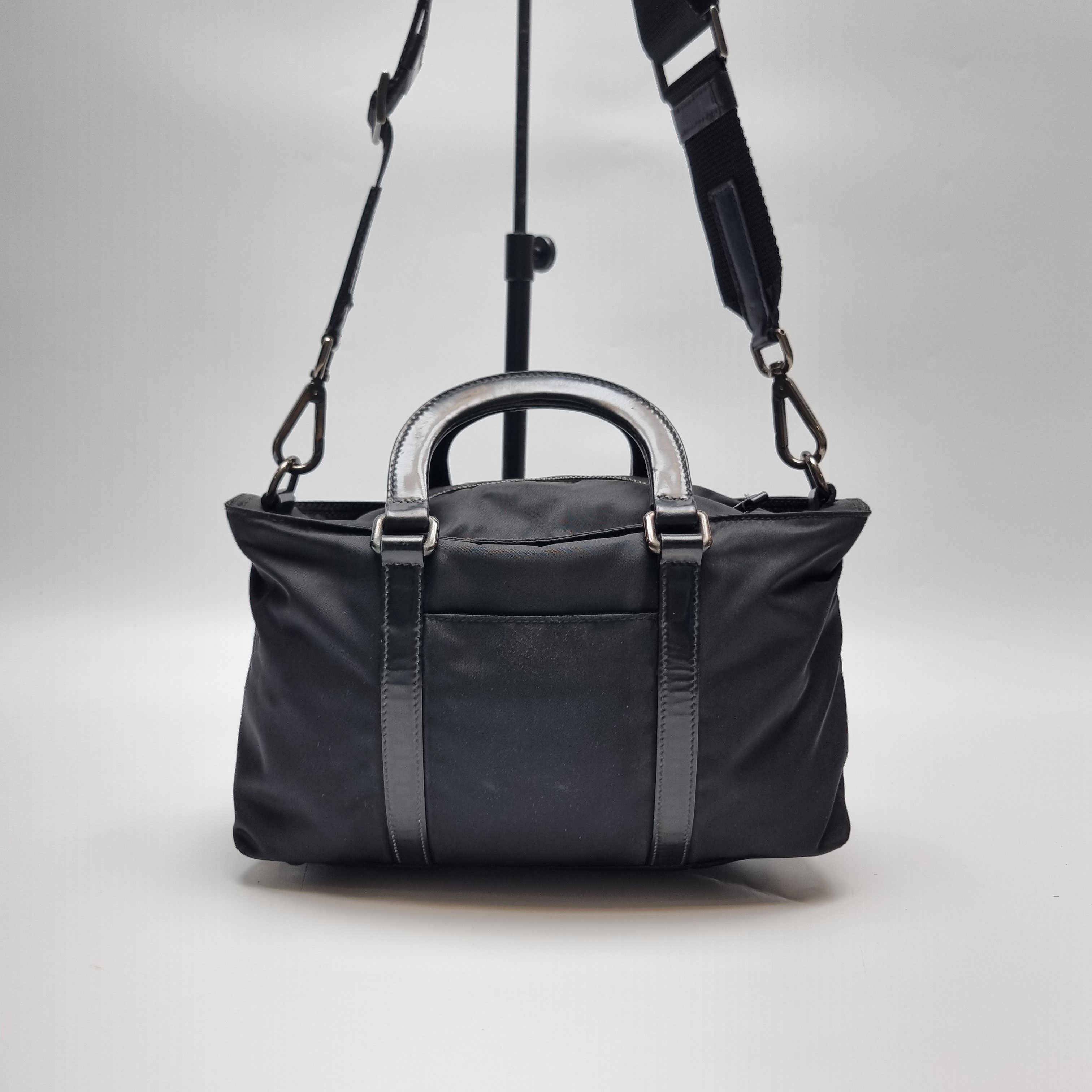 PRADA ブラック トートバッグ Prada Black Nylon & Leather 2WAY Tote Crossbody Bag (Removable