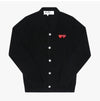 COMME DES GARCONS PLAY Double Red Heart Aufnäher V-Ausschnitt Unisex Cardigan AX-N058-051 1 144764643 [P]