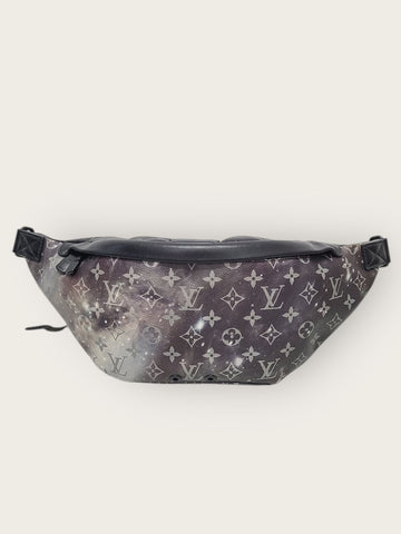 LOUIS VUITTON Galaxy Monogram Discovery Bum Bag 12345 146235478