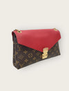 LOUIS VUITTON レッド モノグラム キャンバス パラス チェーン ショルダーバッグ 146235489 [P]