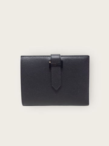 HERMES Schwarze H Logo Beuteltasche M 147308649