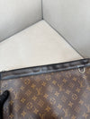Louis Vuitton Discovery Pochette Monogram Clutch 147407732 [P]