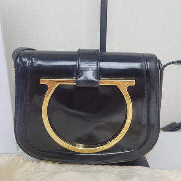SALVATORE FERRAGAMO サビーネ スモール クロスバッグ F856 154856164