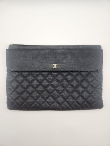 CHANEL フラップクラッチカビア27番台 (A82683) 147575706
