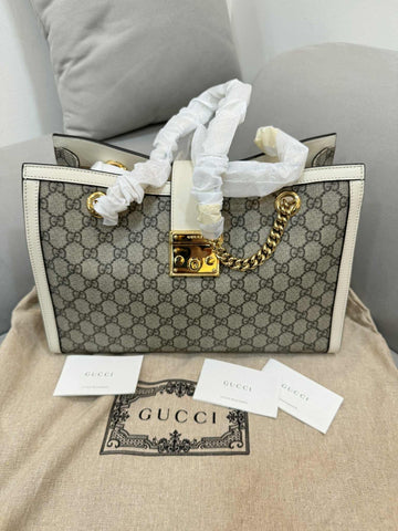 GUCCI パドルロック ミディアム ショルダーバッグ 147586376