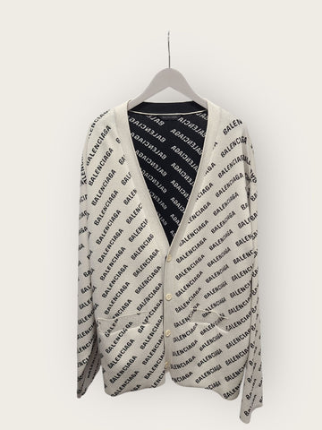 BALENCIAGA ホワイト ブラック ミニ オールオーバー ロゴ カーディガン 3 147730994