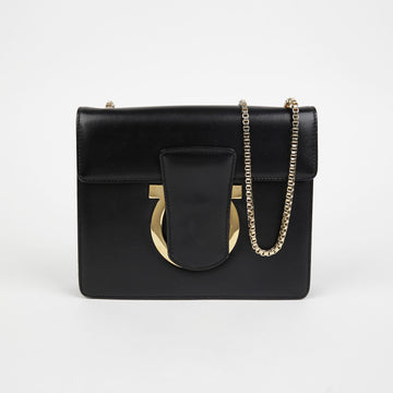 SALVATORE FERRAGAMO 21 F893 タリア ショルダー クロスバッグ 147599876