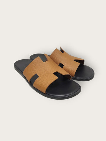 Hermes Black Gold H Logo Izmir Slippers 148194450