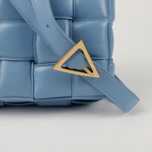 BOTTEGA VENETA 591970 パデッドカセットショルダークロスバッグ 147583766 [P]