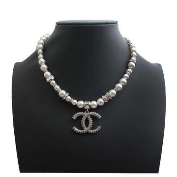 CHANEL Pearl Chain CC Logo Necklace 148625409