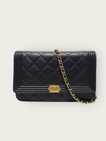 CHANEL ブラックラムスキンゴールドボーイWOCクロスバッグ 148703955