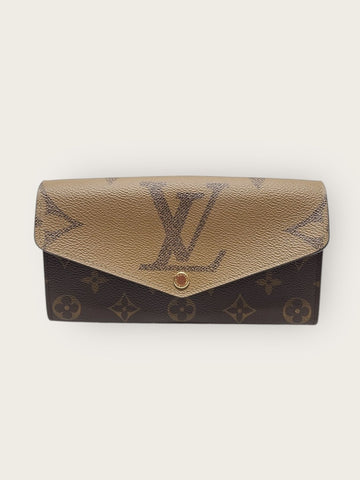 LOUIS VUITTON モノグラム リバース ジャイアント サラ ウォレット 長財布 47186118