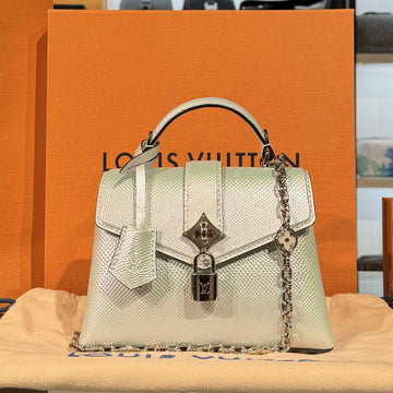 Louis Vuitton Exotic Karung Rose Des Bains Mini Crossbody Bag 149103749 [P]