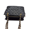 CHANEL キャビア 四角いバッグ L357338 149126261 [P]