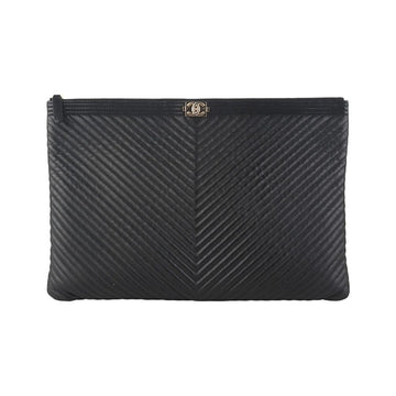 CHANEL シェブロンゴールドボーイクラッチラージ 36175-3 149167987