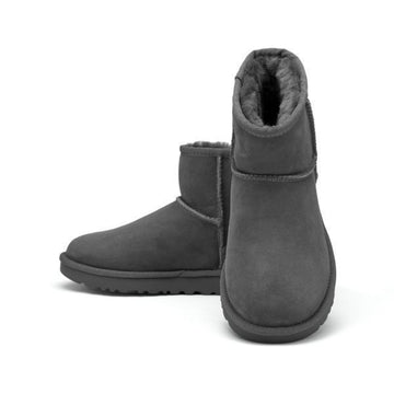 UGG Klassische Mini 2 Stiefel in Grau 1016222 144730056 [P]