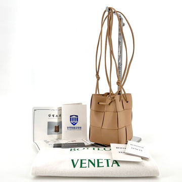 Bottega Veneta Cassette Mini Bucket Bag 149474528