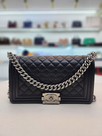 CHANEL Boy Medium Schultertasche A67086 149558408