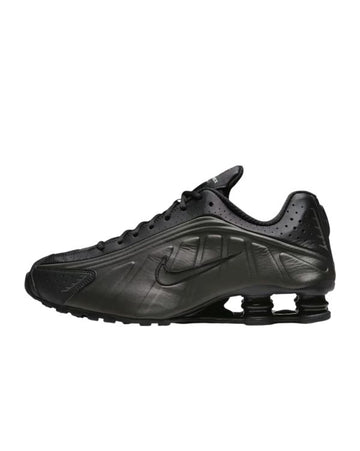 NIKE シャックス R4 ブラック ブライトクリムゾン HQ1988-001 149580839