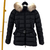 MONCLER Kleiner Damenpufferjacke mit Pelzbesatz Schwarz 149853413 [P]