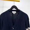 THOM BROWNE 斜めバンド アランケーブル カーディガン ネイビー 149856805 [P]