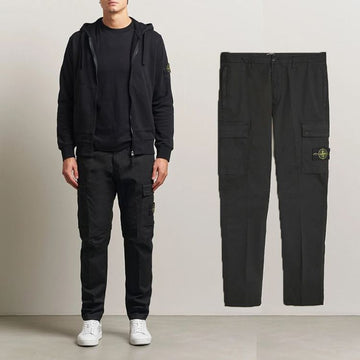 STONE ISLAND Reguläre Cargo-Hosen mit Taschen in Schwarz 3100032 S0010 V0029 148643535