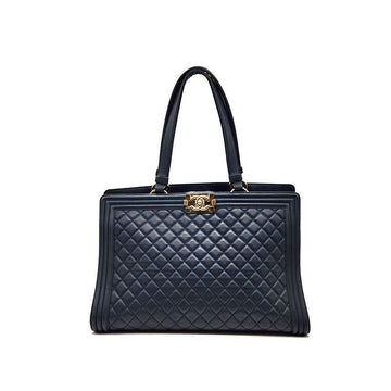 CHANEL Boy Tote Bag aus Lammleder L599601 150078106