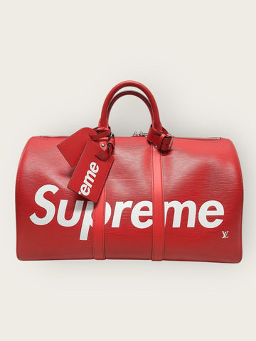 LOUIS VUITTON X Supreme Rotes Logo Épi Bandoulière Keepall 45 150217100