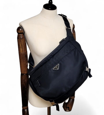 PRADA リナイロン バイカー バッグ ラージ 150217984