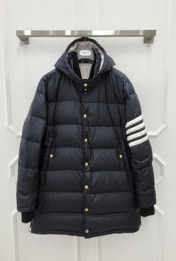 THOM BROWNE 斜めストラップロングダウンMOD041X 3 150277247