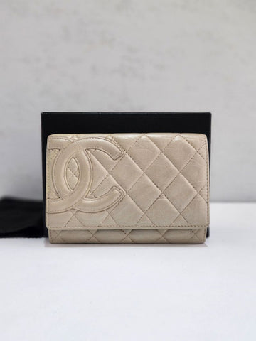 CHANEL CCロゴカンボン中財布11番代 150547081