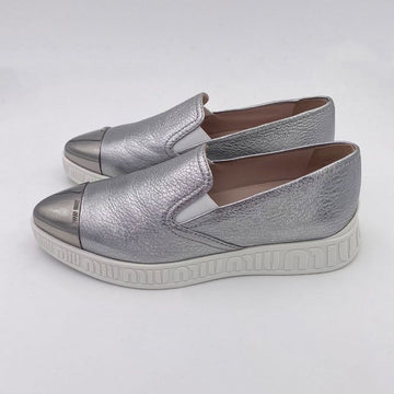 MIU MIU (Ausstellungsstück-Verkauf) Metal Cap Sneaker 5S314C 04C F0135 150639759