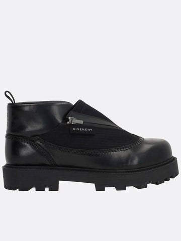 Givenchy Leather Ankle Boots BH603YH1NH 001 133016337