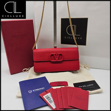 Valentino V Logo Chain Bag 150781498