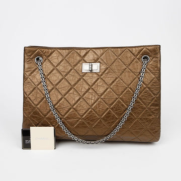 CHANEL 2.55 Metallic Chain Shoulder Bag 150317904