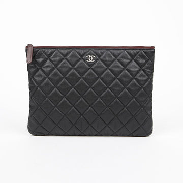 CHANEL A82545 キャビア クラシック ニューミディアム クラッチ 150509695