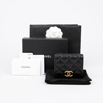 CHANEL AP3407 CC Logo Compact Wallet 150665508
