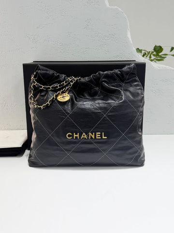 CHANEL 22 Small Gold Chain Shoulder Bag with Internal Chip AS3260 151208560