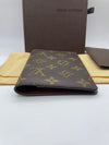 Louis Vuitton Monogram Passport Wallet M60181 151285492 [P]