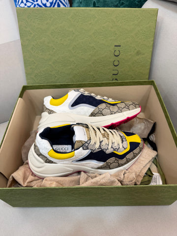 Gucci Laiton GG Sneakers 5.5 151482010