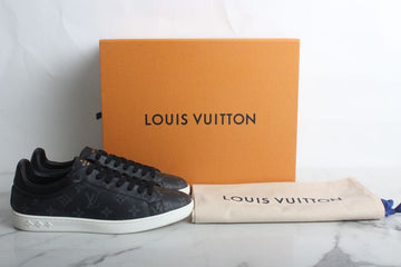 LOUIS VUITTON モノグラム・エクリプス・スニーカー 7 (255-260) 151634577