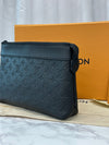 LOUIS VUITTON Pochette Voyage Souple Schwarz 151677600 [P]