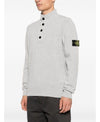 STONE ISLAND ラムズウール ハーフジッパー セーター K2S15 152202153 [P]