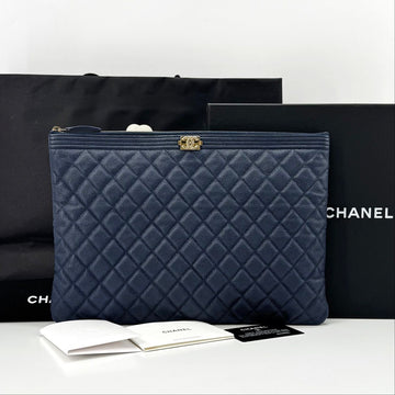 CHANEL キャビア ボーイ クラッチバッグ ラージ ネイビー 152208907