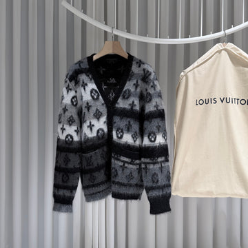 LOUIS VUITTON Monogram Mohair Schwarz Cardigan (L) 152209963