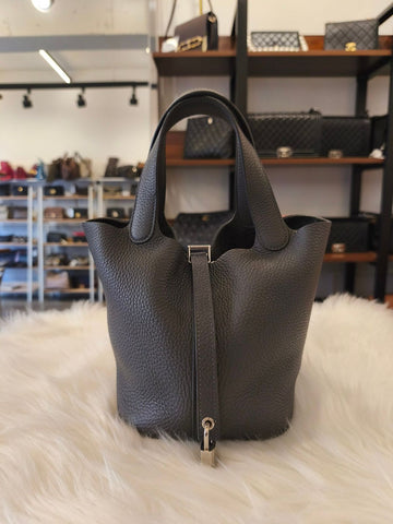 HERMES Pikotan 18 grau K-Gravur Schlüsselverlust Zustand A+ 152233192