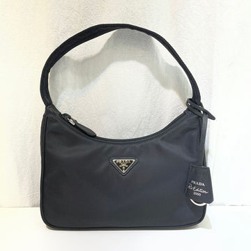 PRADA ナイロン ブラック ホーボーバッグ 152322331
