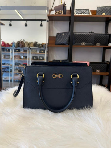 Salvatore Ferragamo Gancini Becky Tote Shoulder Bag Navy (21 F317) Condition A 152361556