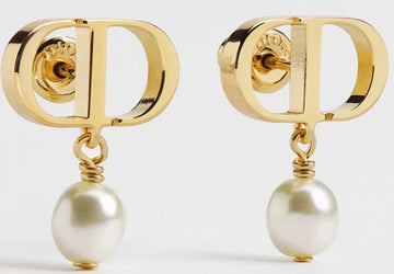 DIOR Ohrringe Petit CD mit goldfarbener Oberfläche aus Metall & weißen Harzklingen E1520PTCRS_D301 139596439