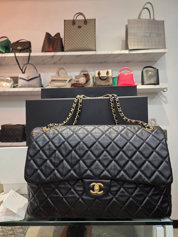 CHANEL キャビア クラシック マキシ フラップバック ブラック ゴールド 3回使用 152428648